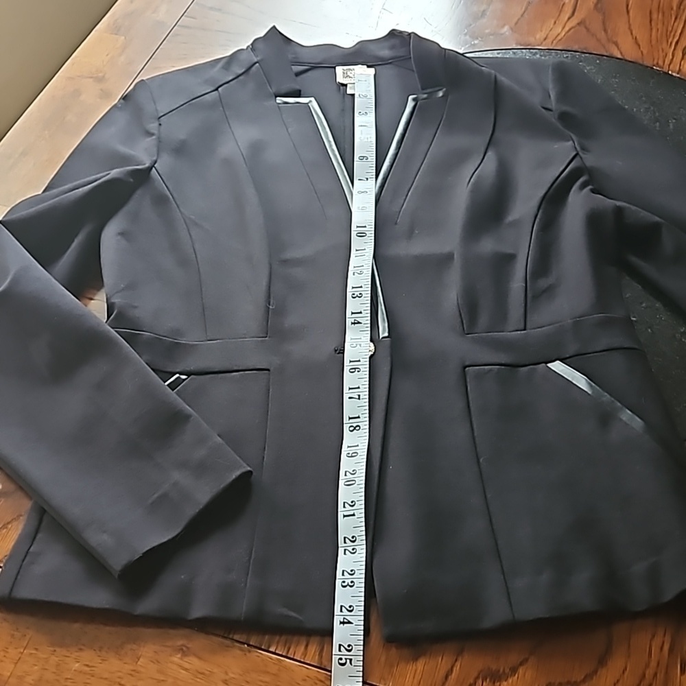 Anne Klein Black Knit Faux Leather Trim Stretch One Button Blazer Size M… - Picture 16 of 16